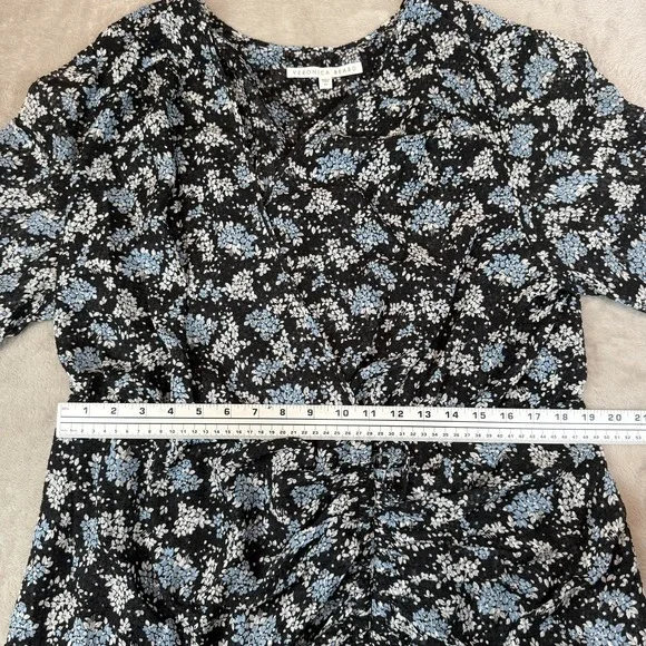 Veronica Beard Sean Wrap Dress Womens 20 Black Ditsy Floral Silk Ruched Ruffle - Picture 11 of 14